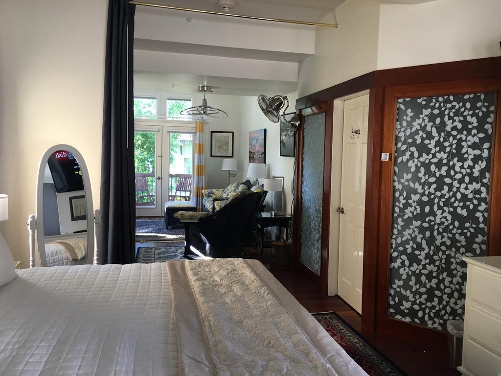 Camden Riverhouse Hotel And Inn Ngoại thất bức ảnh