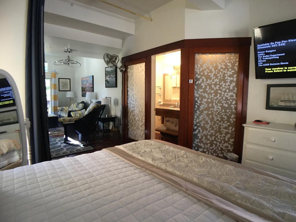 Camden Riverhouse Hotel And Inn Ngoại thất bức ảnh